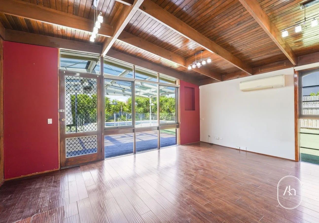 Luxurious Accessible SIL Home in Glen Huntly — Home image 4