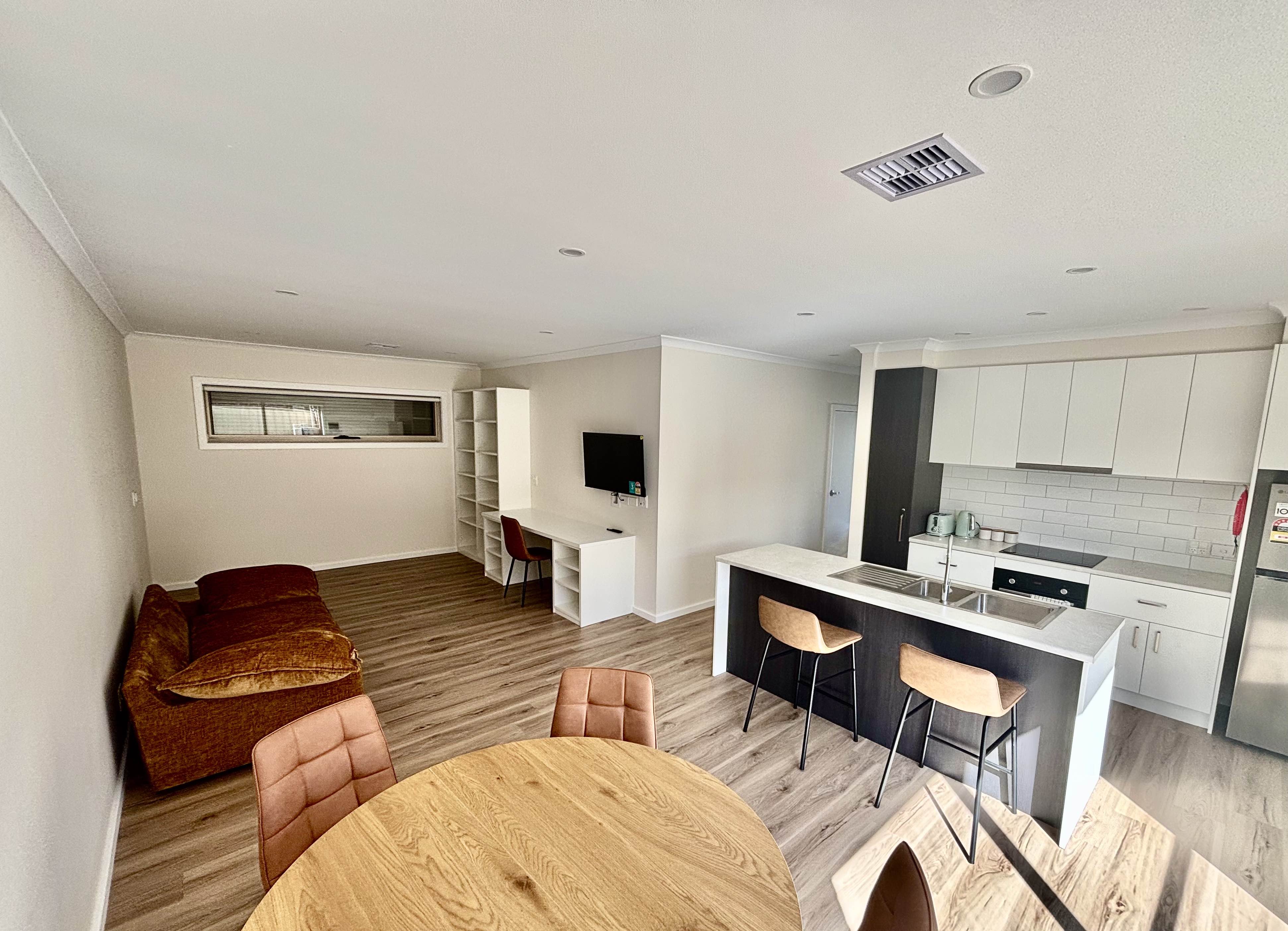 Robust Single Occupancy SDA Townhouse in Pakenham, Accessible, Private & Modern — Home image 5