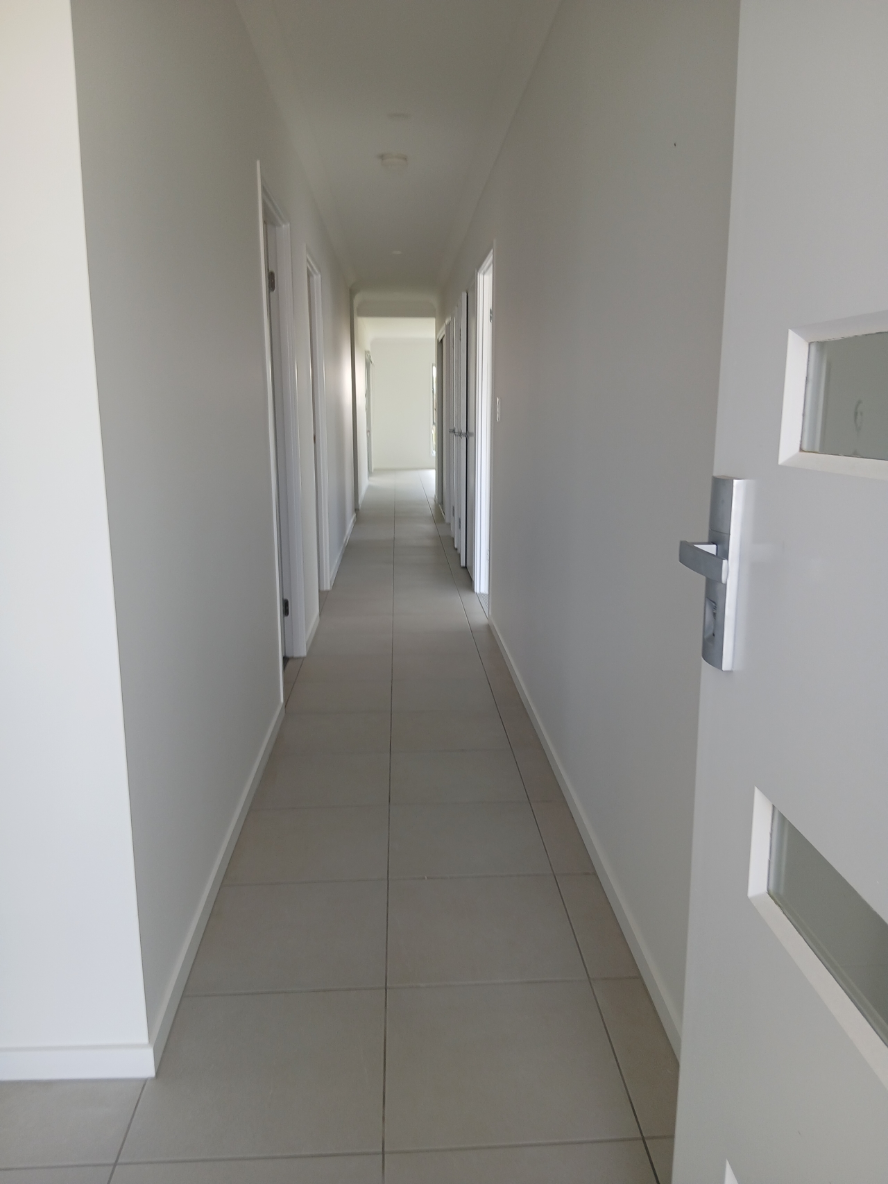 Room Available May for immediate move in-Female — Home image 2