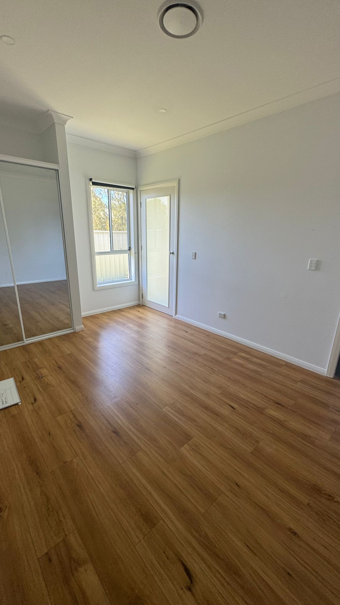 2 Bedroom ROBUST SDA in the heart of Windsor — Home image 12