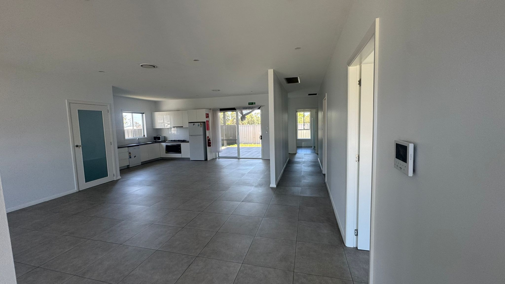 2 Bedroom ROBUST SDA in the heart of Windsor — Home image 7