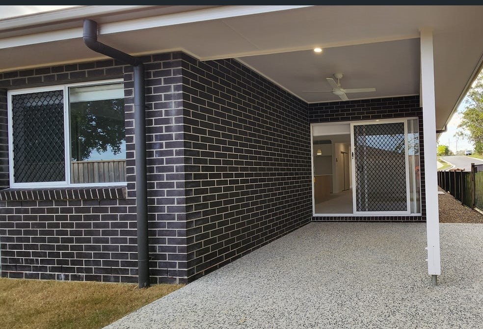 A wonderful home in Molendinar! — Home image 5