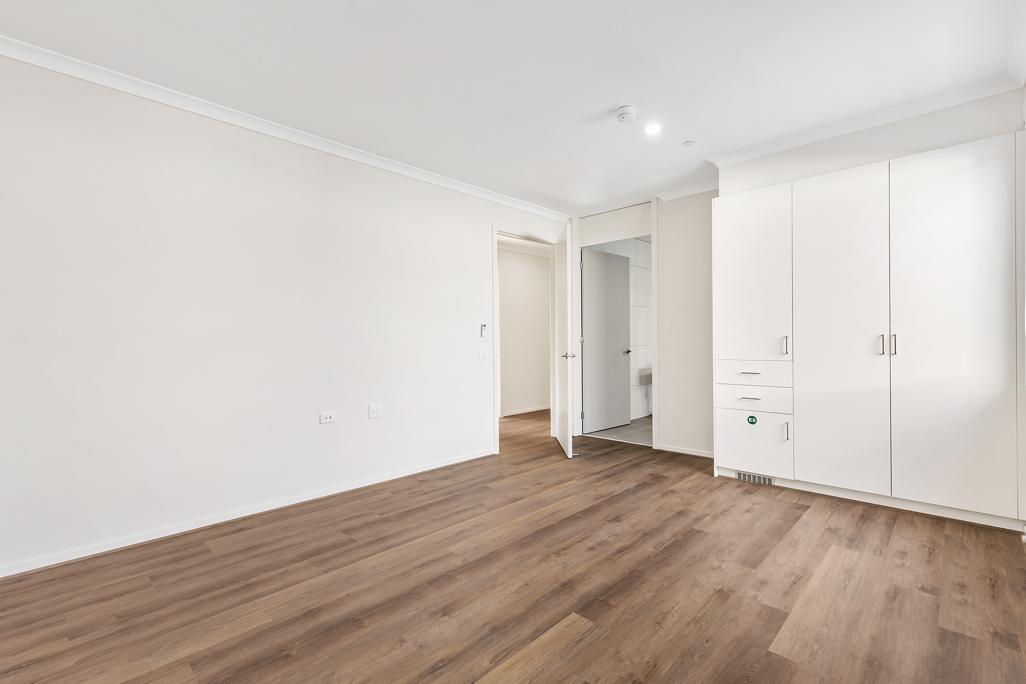 2 minutes to serene Selwyn Park 3 Bed/3 Bath (+OOA) High Physical Support SDA — Home image 5