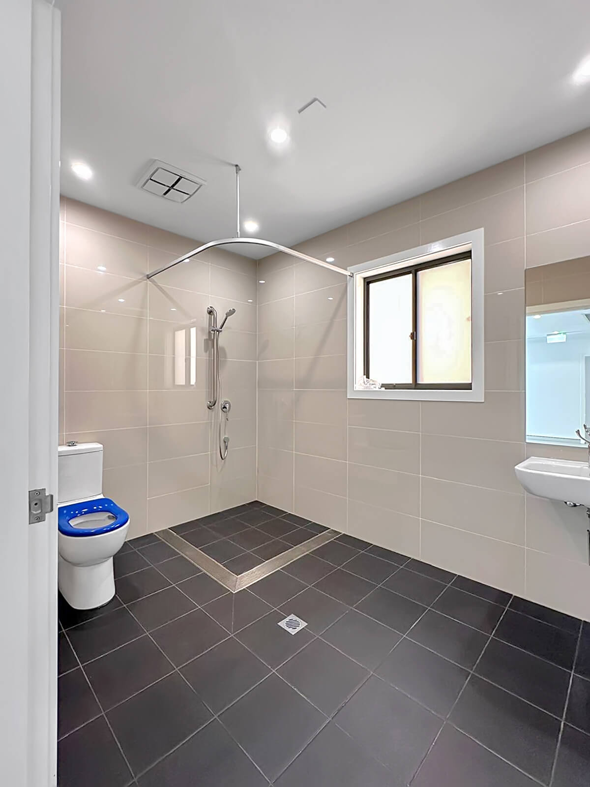 Cabramatta SDA House — Home image 5
