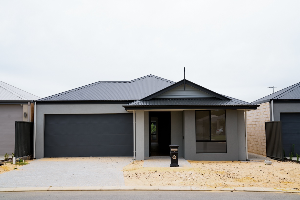 South West HPS 3 bed home with OOA Room in Usher! — Home image 19