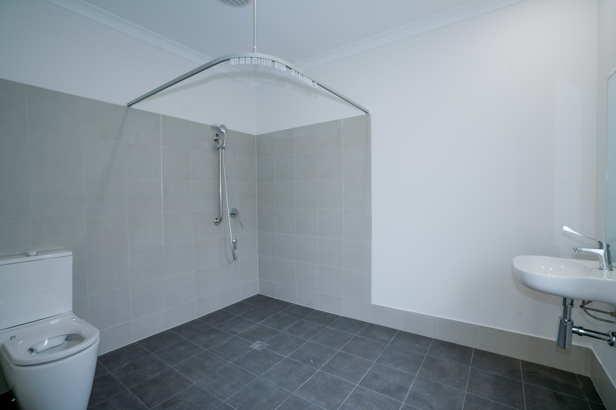 South West HPS 3 bed home with OOA Room in Usher! — Home image 22