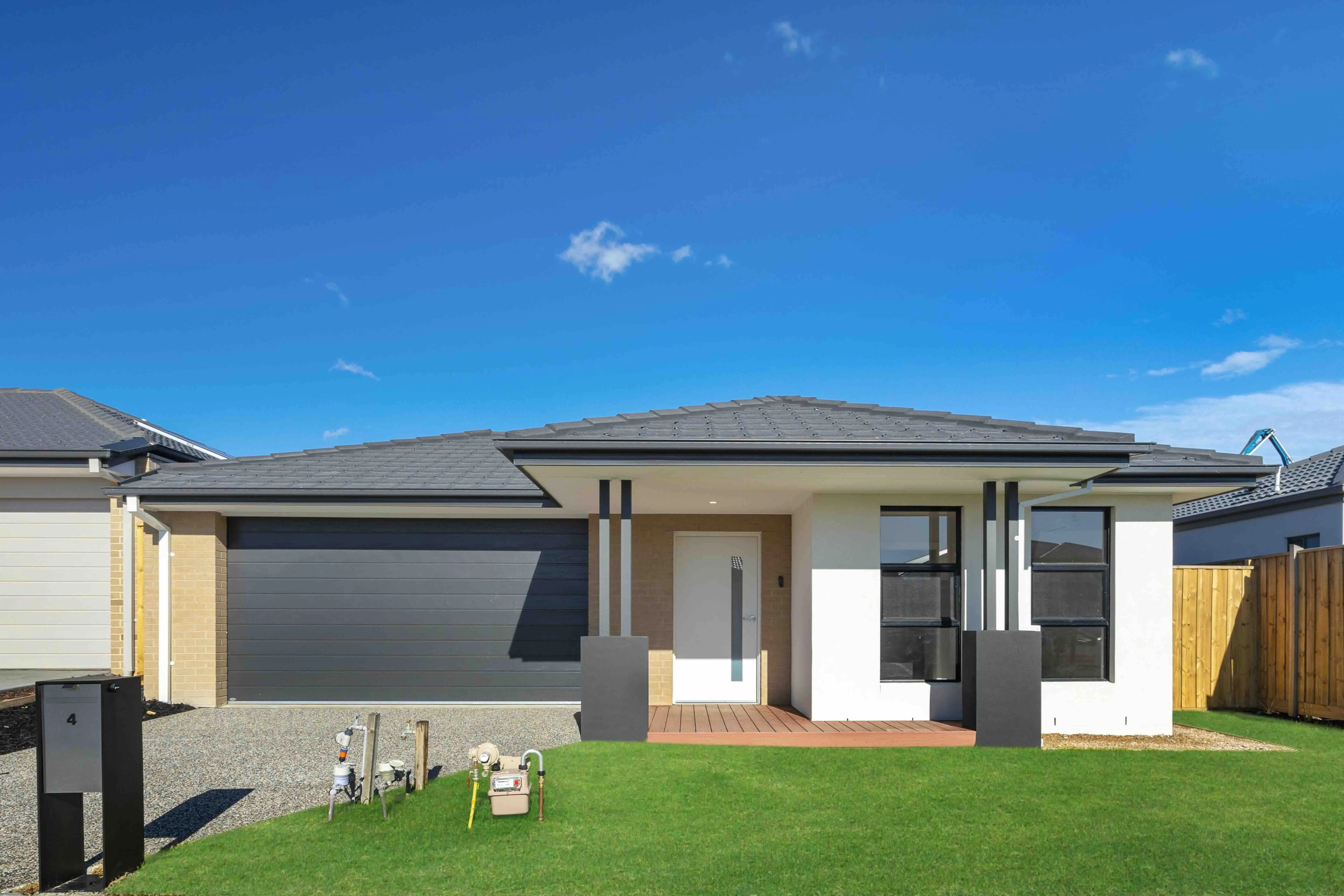 74 Monakeeba Boulevard Woodstock Property — Home image 2