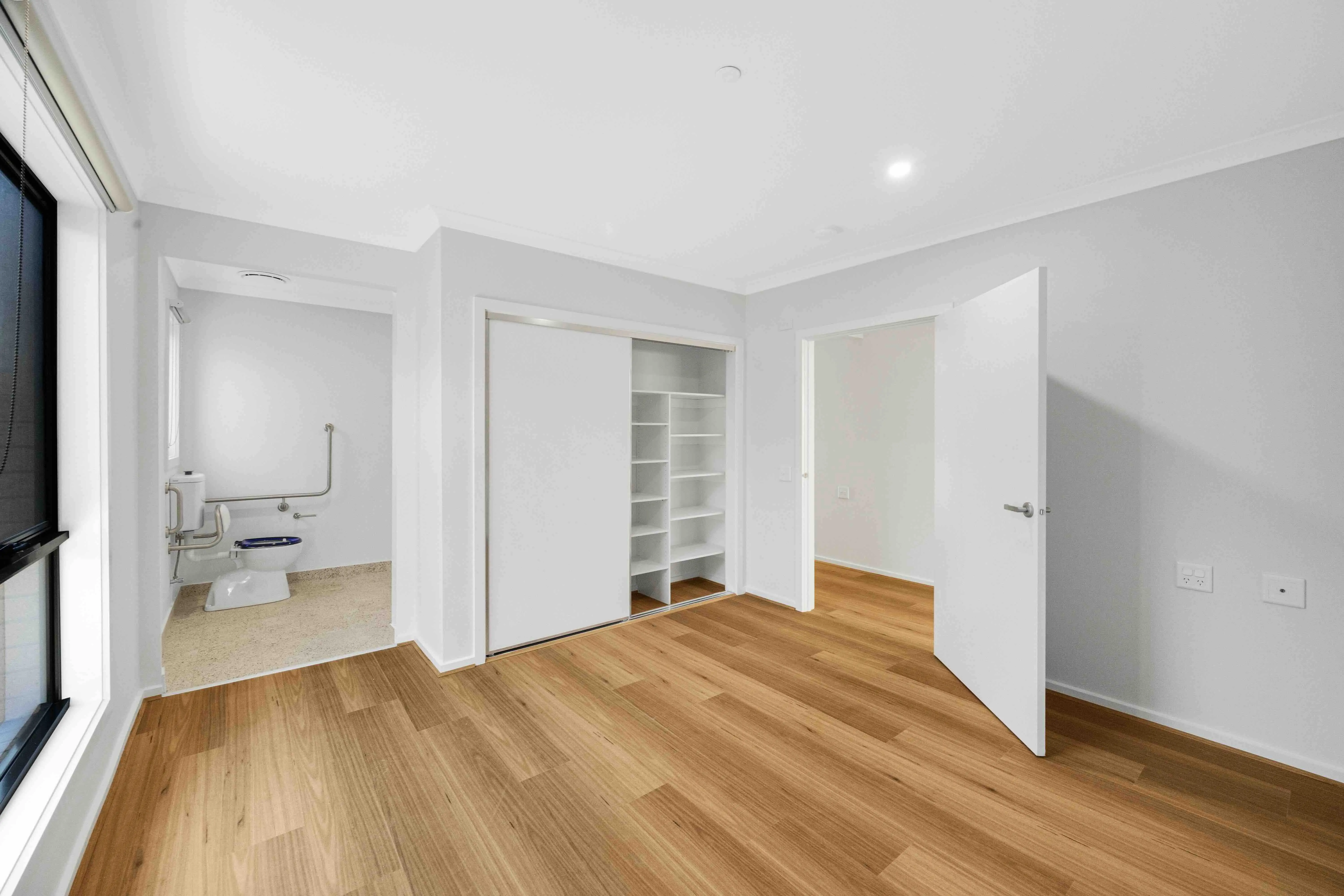 74 Monakeeba Boulevard Woodstock Property — Home image 4