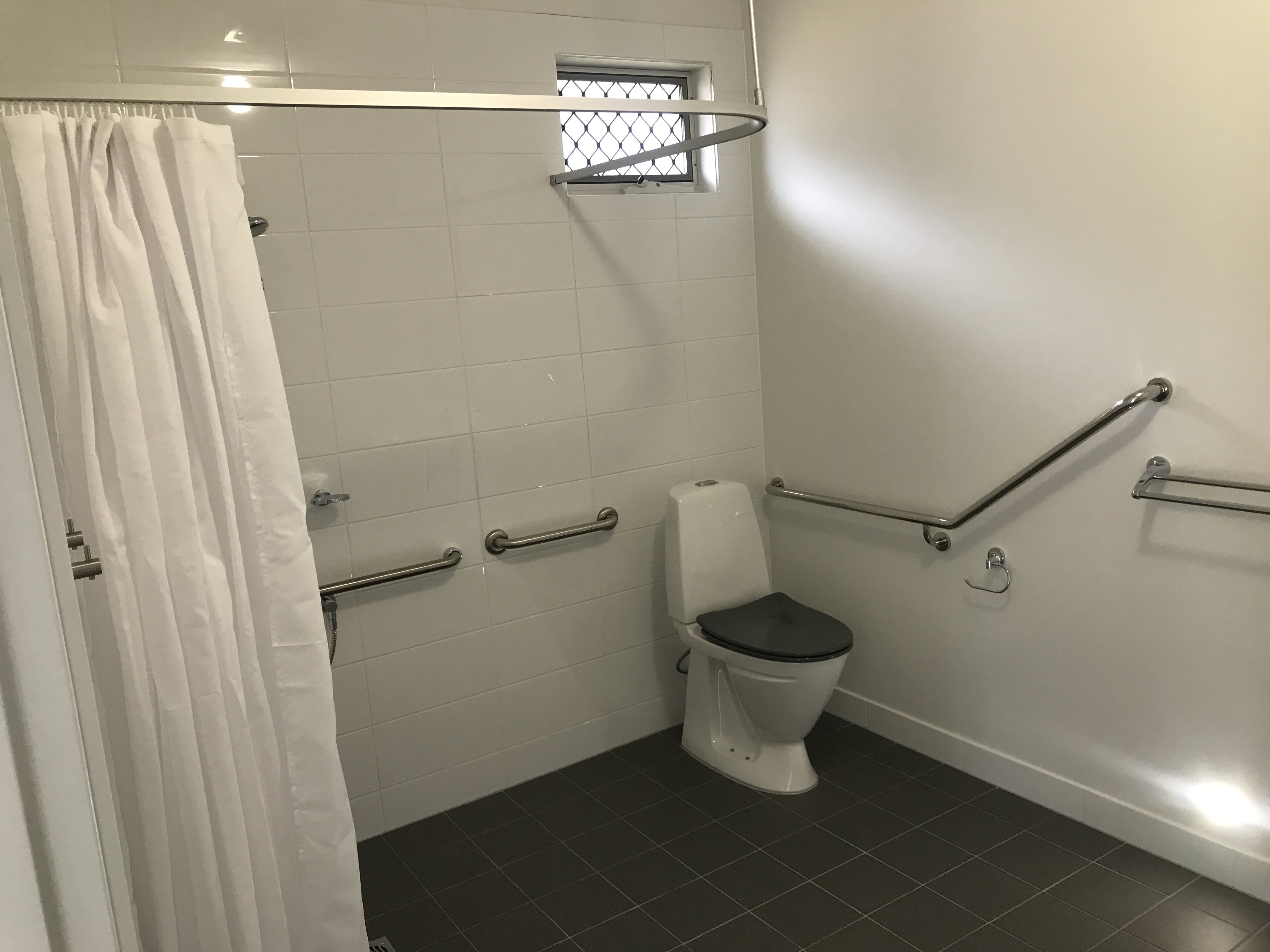 2 Bedroom home with OOA in Murrumba Downs, Queensland — Home image 4