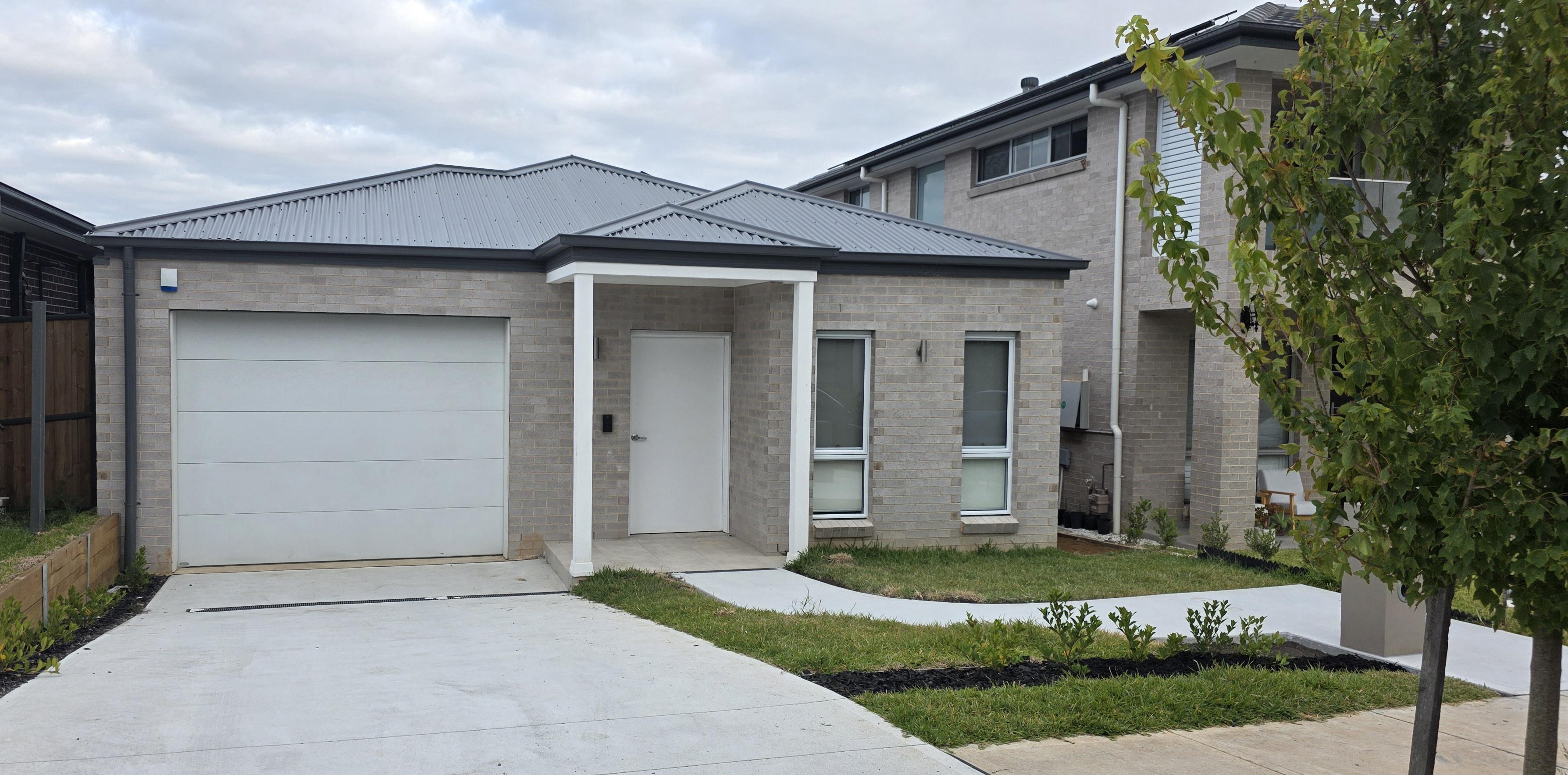 NEW - 2 Bedroom HPS Home in Bradbury — Home image 2