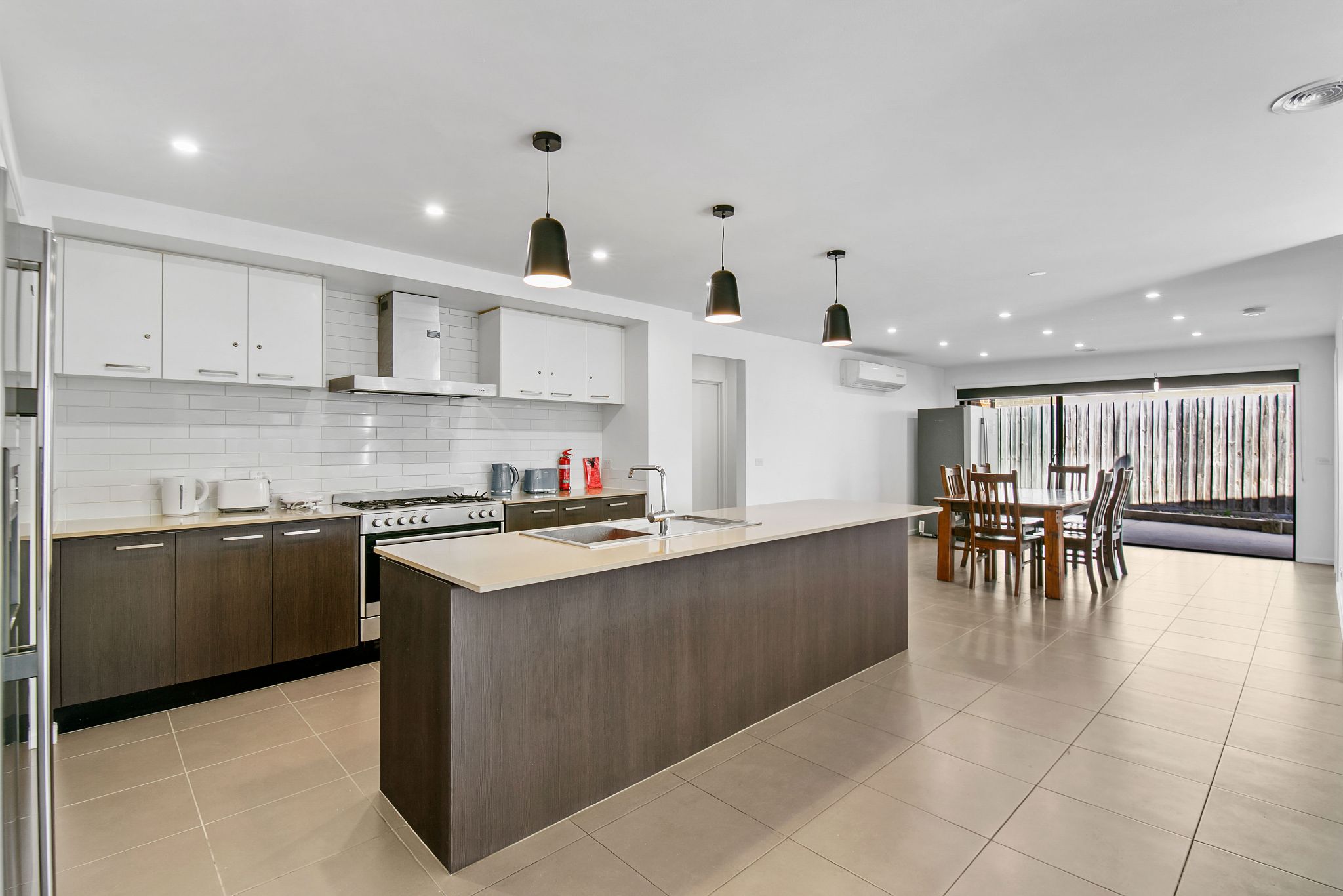 Easy SIL Living Home in Waurn Ponds — Home image 4