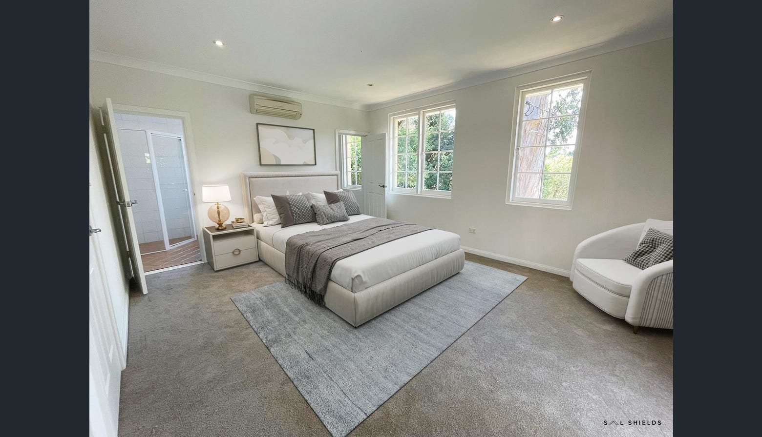 Magnificent Ladies Home In the Desirable North Shore — Home image 4