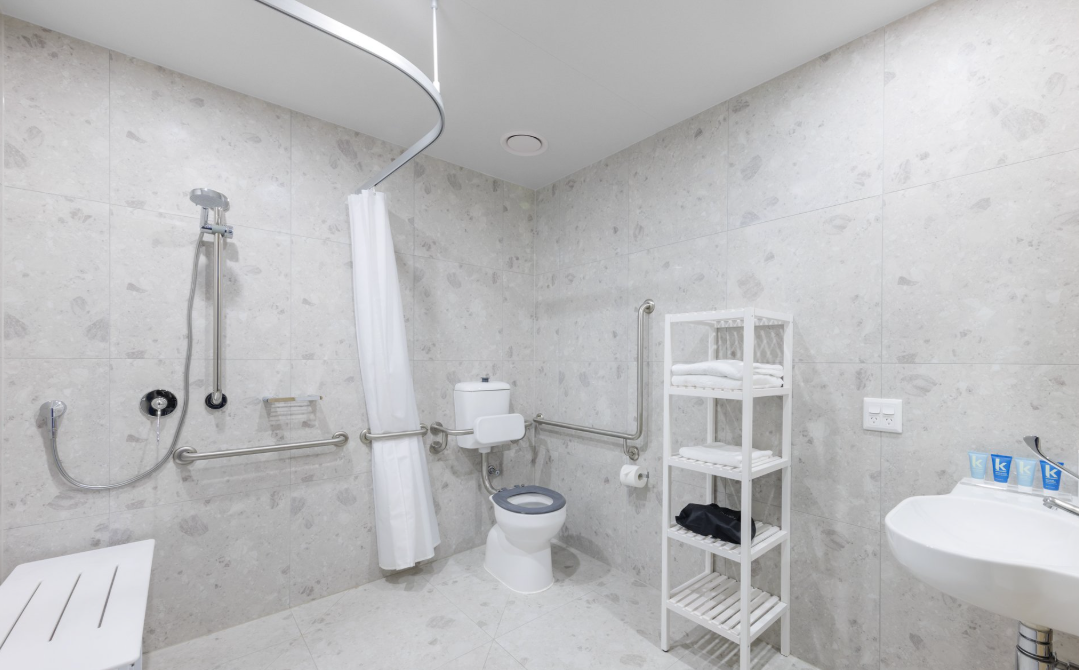 one-bedroom accessible sil apartments — Home image 4
