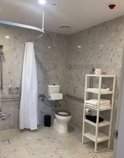 one-bedroom accessible sil apartments — Home image 5