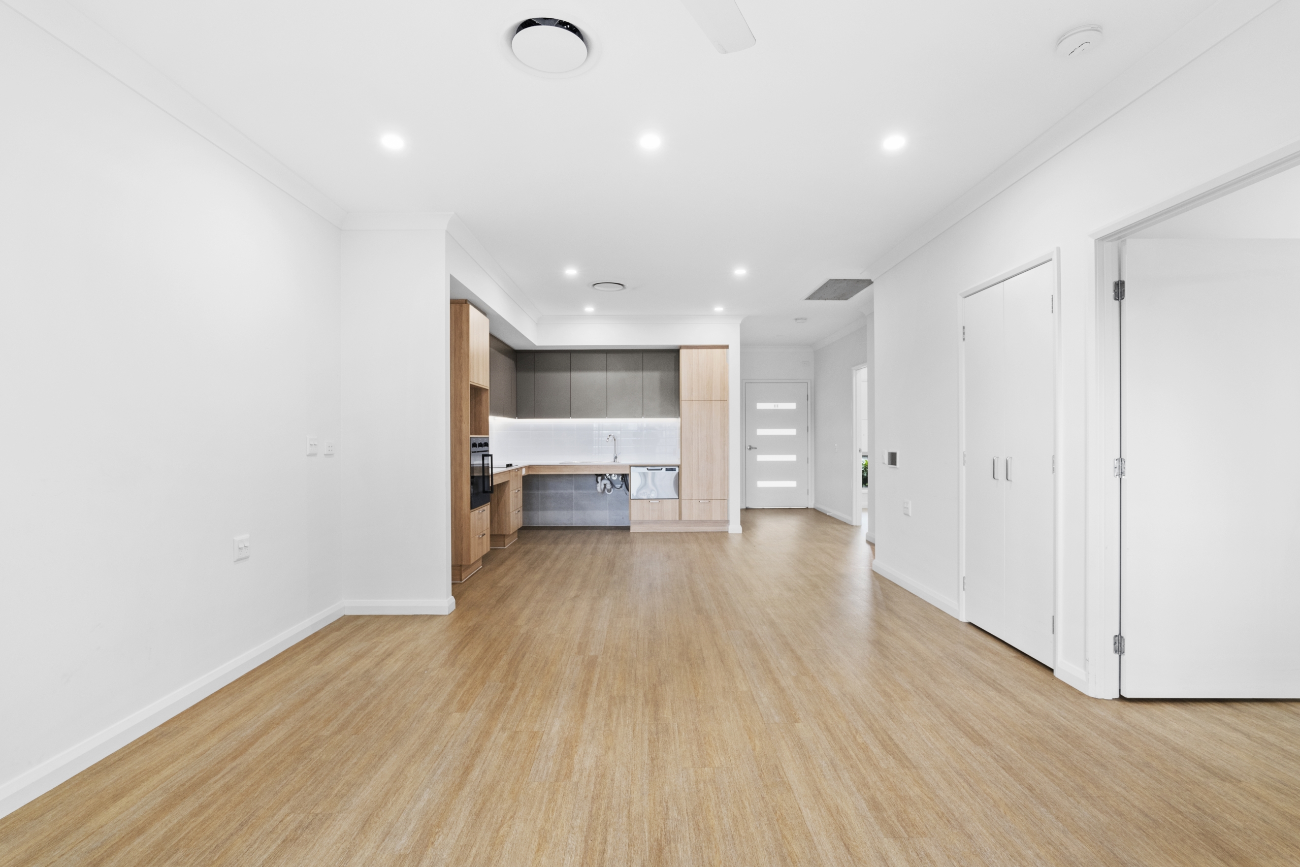 LOGANLEA QLD – HPS VILLA — Home image 5