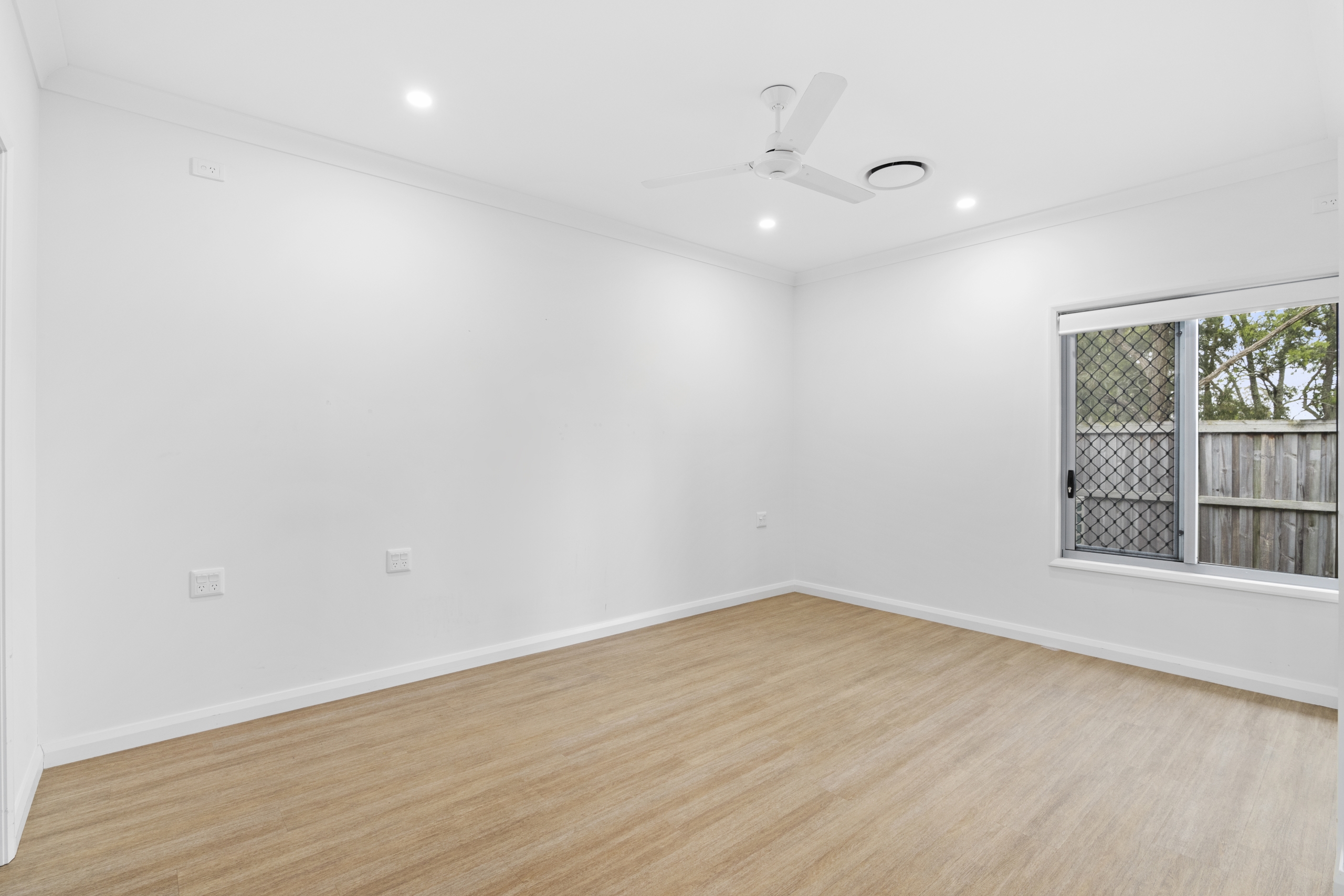 LOGANLEA QLD – HPS VILLA — Home image 6