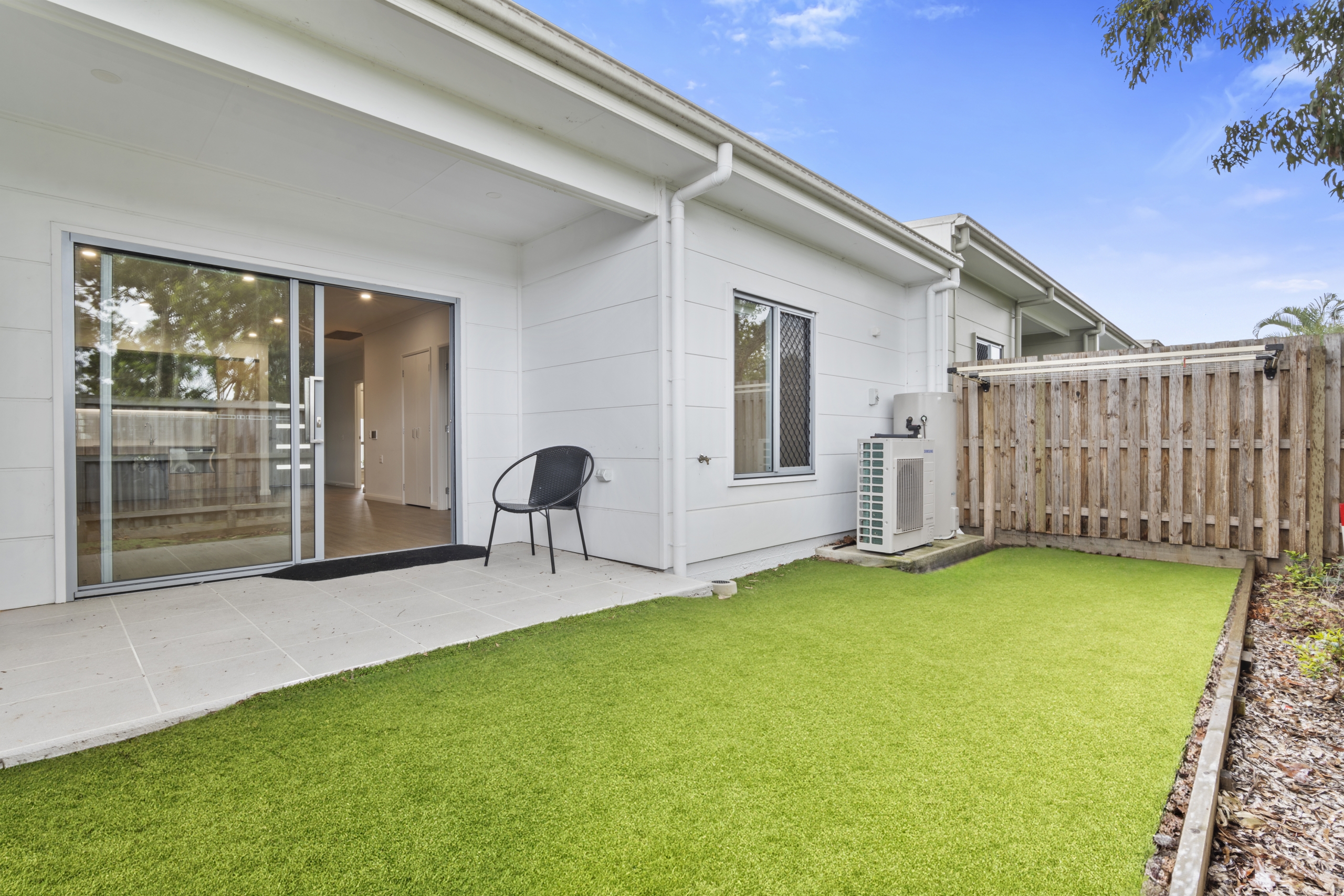 LOGANLEA QLD – HPS VILLA — Home image 8