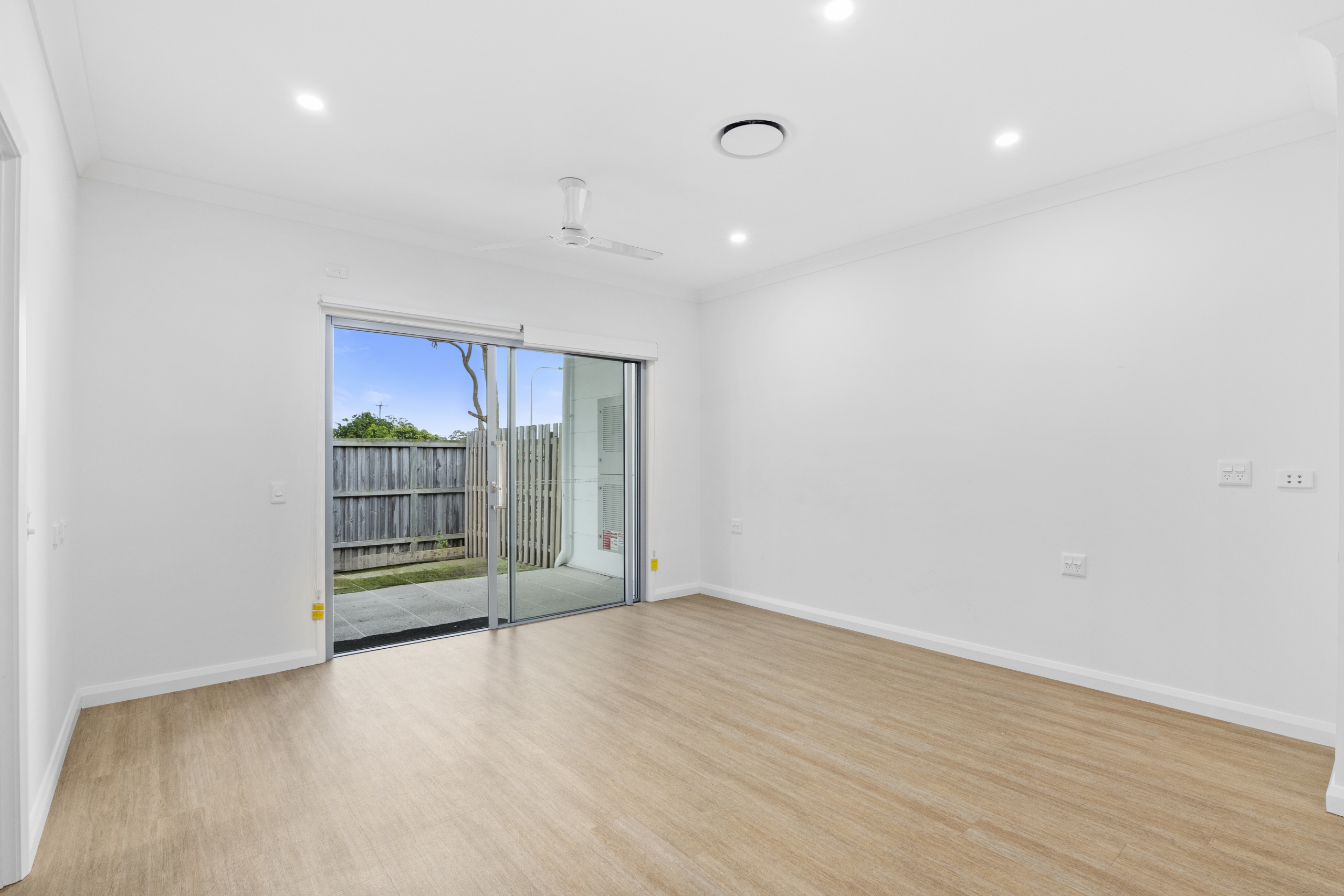 LOGANLEA QLD – HPS VILLA — Home image 9