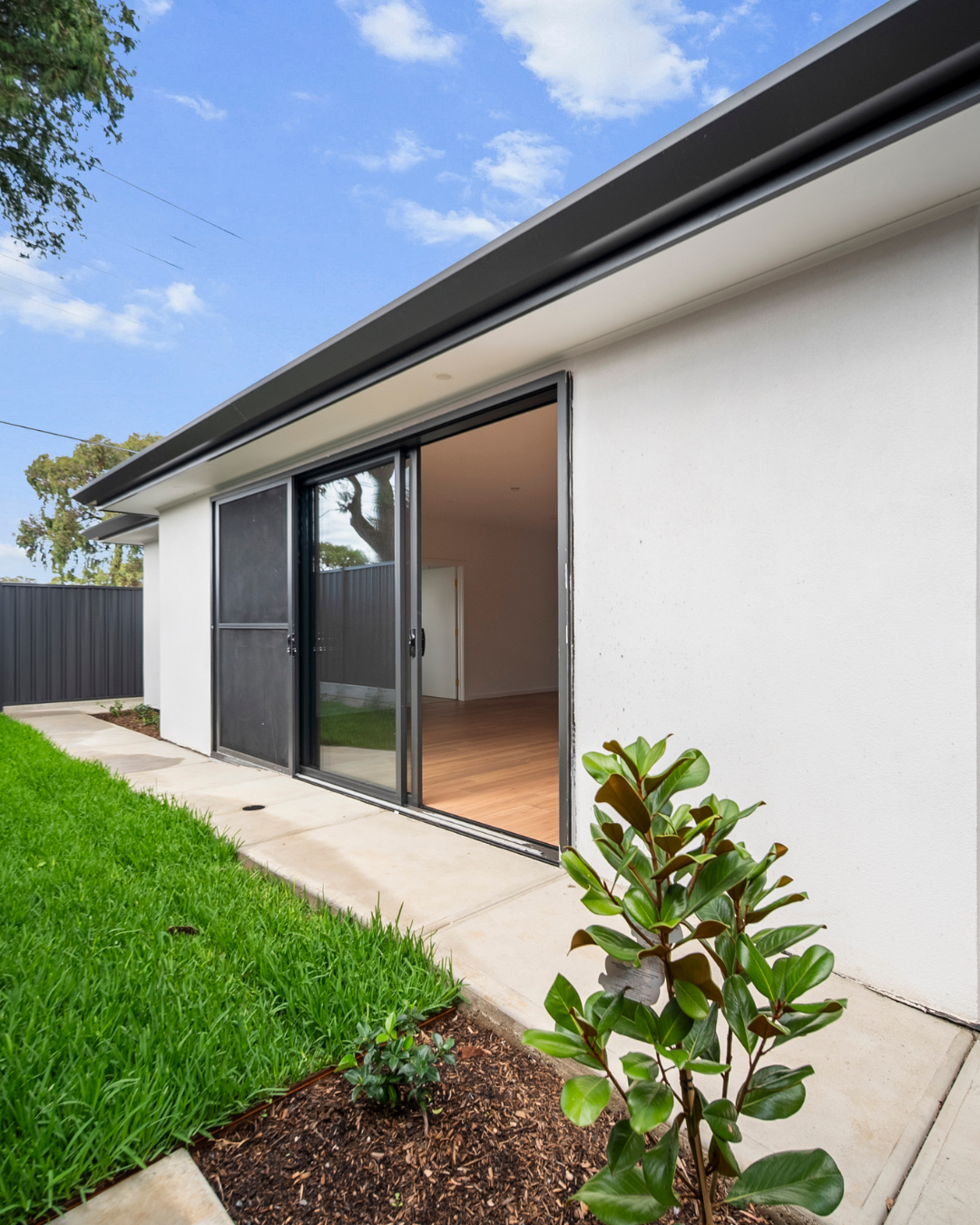 Purpose Built Fully Accessible Home with OOA Accommodation — Home image 9