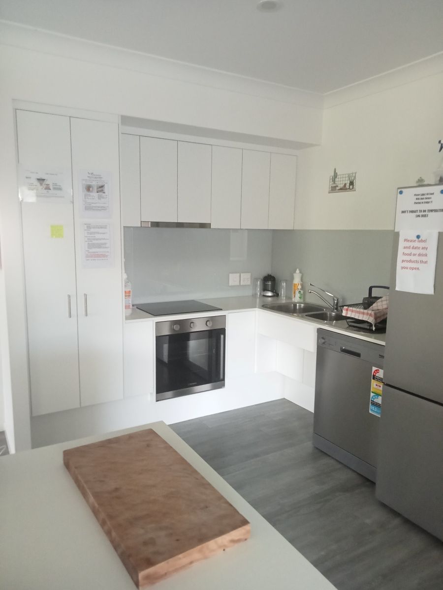 4 Bedroom home with OOA in Urraween, Queensland — Home image 4