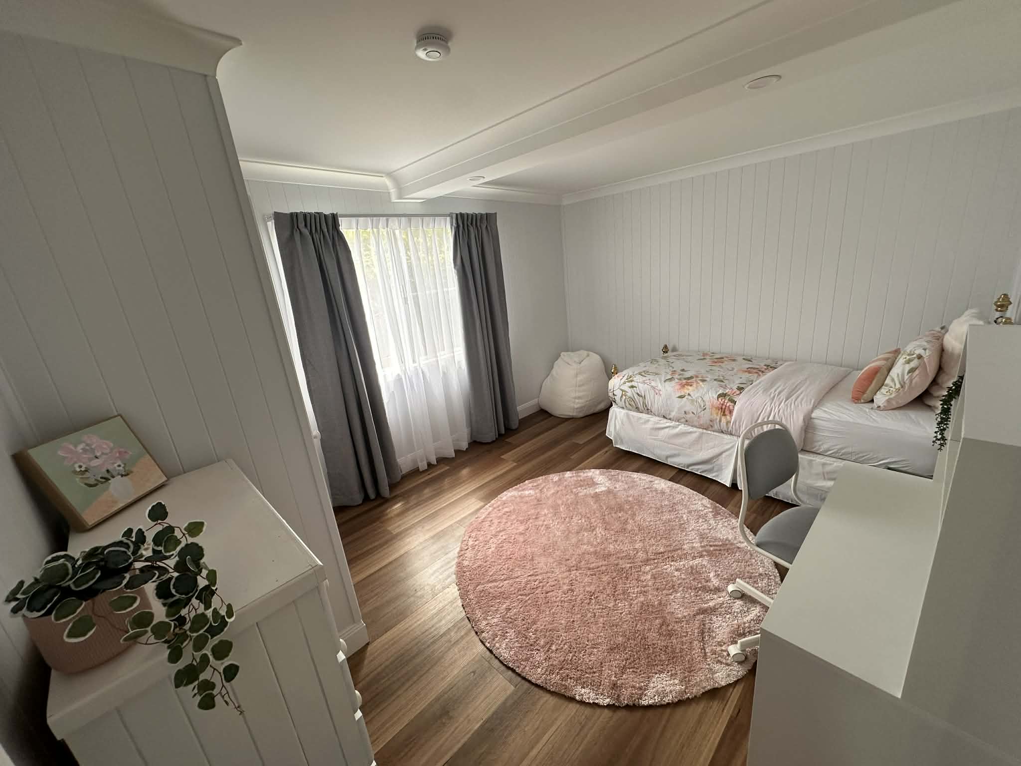 Dream Home Awaits: Fully Renovated & Peaceful SIL in Centenary Heights – 1:3 — Home image 2