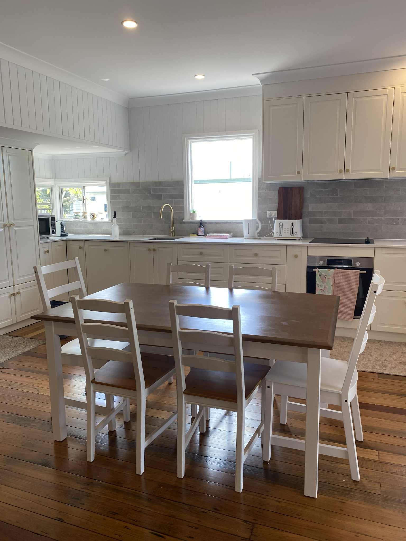 Dream Home Awaits: Fully Renovated & Peaceful SIL in Centenary Heights – 1:3 — Home image 16