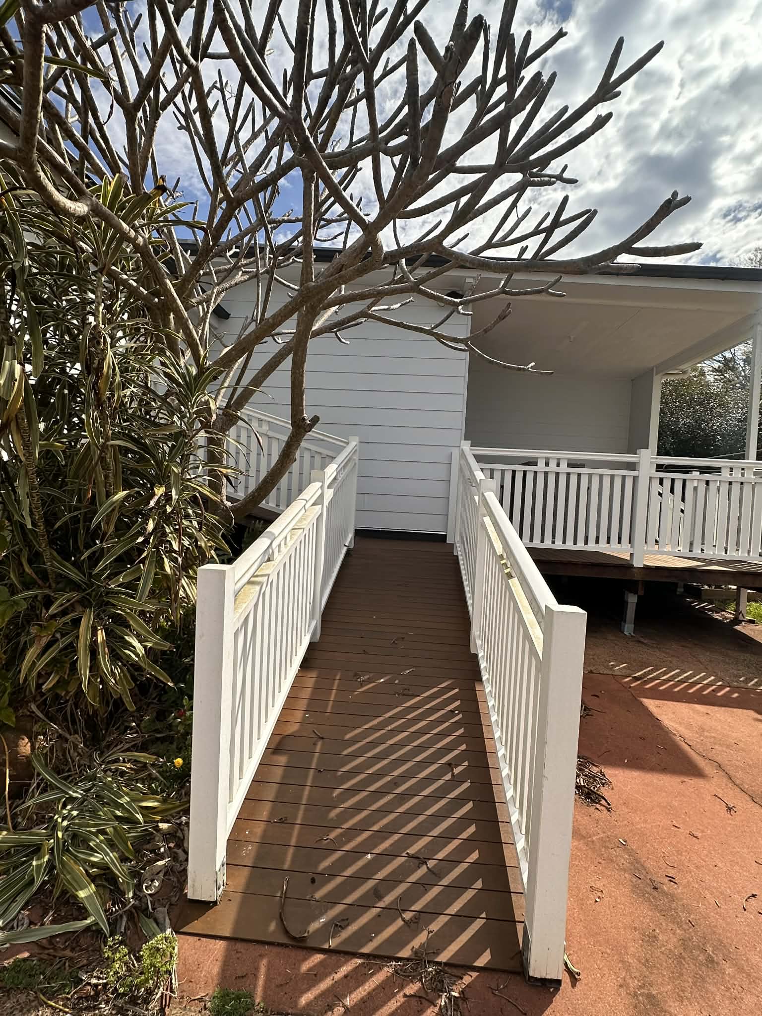 Dream Home Awaits: Fully Renovated & Peaceful SIL in Centenary Heights – 1:3 — Home image 24