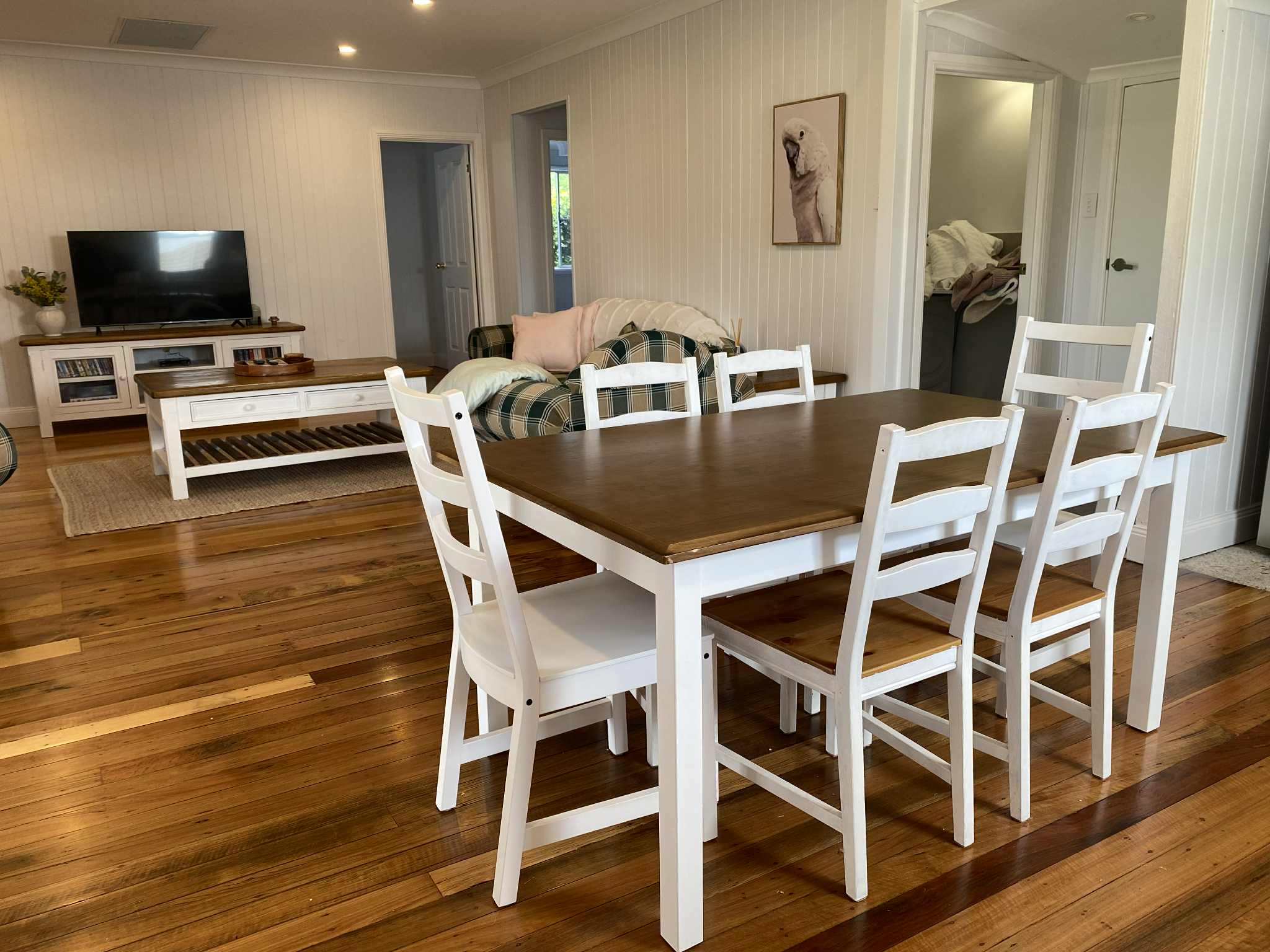 Dream Home Awaits: Fully Renovated & Peaceful SIL in Centenary Heights – 1:3 — Home image 5
