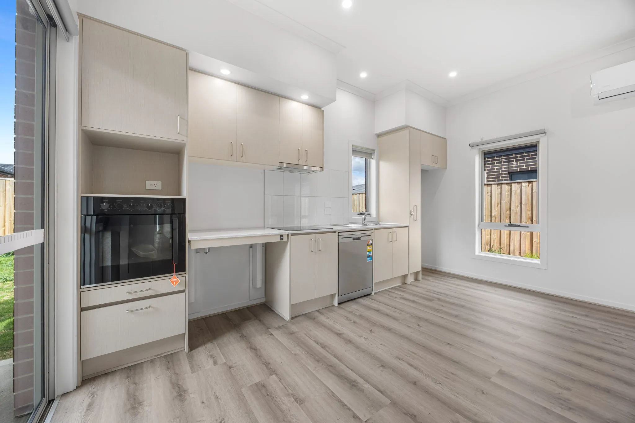Beveridge – 25 Robust/Improved Livability 2-Residents — Home image 2