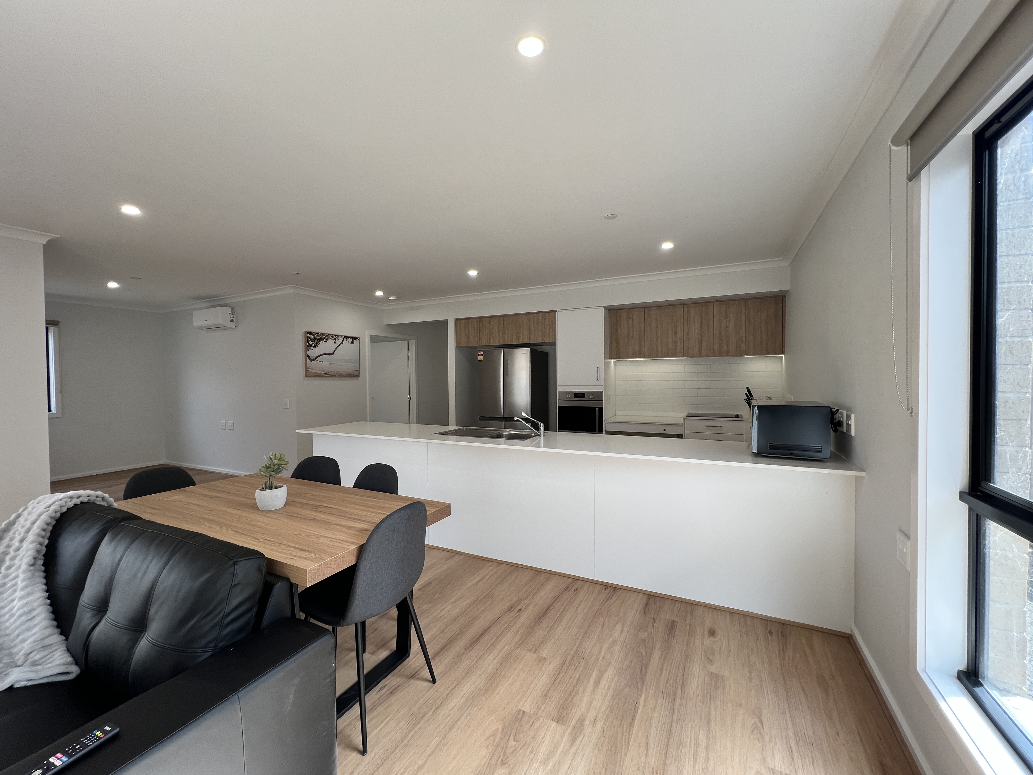 Spacious & Accessible 2+OOA HPS SDA Living in Beveridge — Home image 4