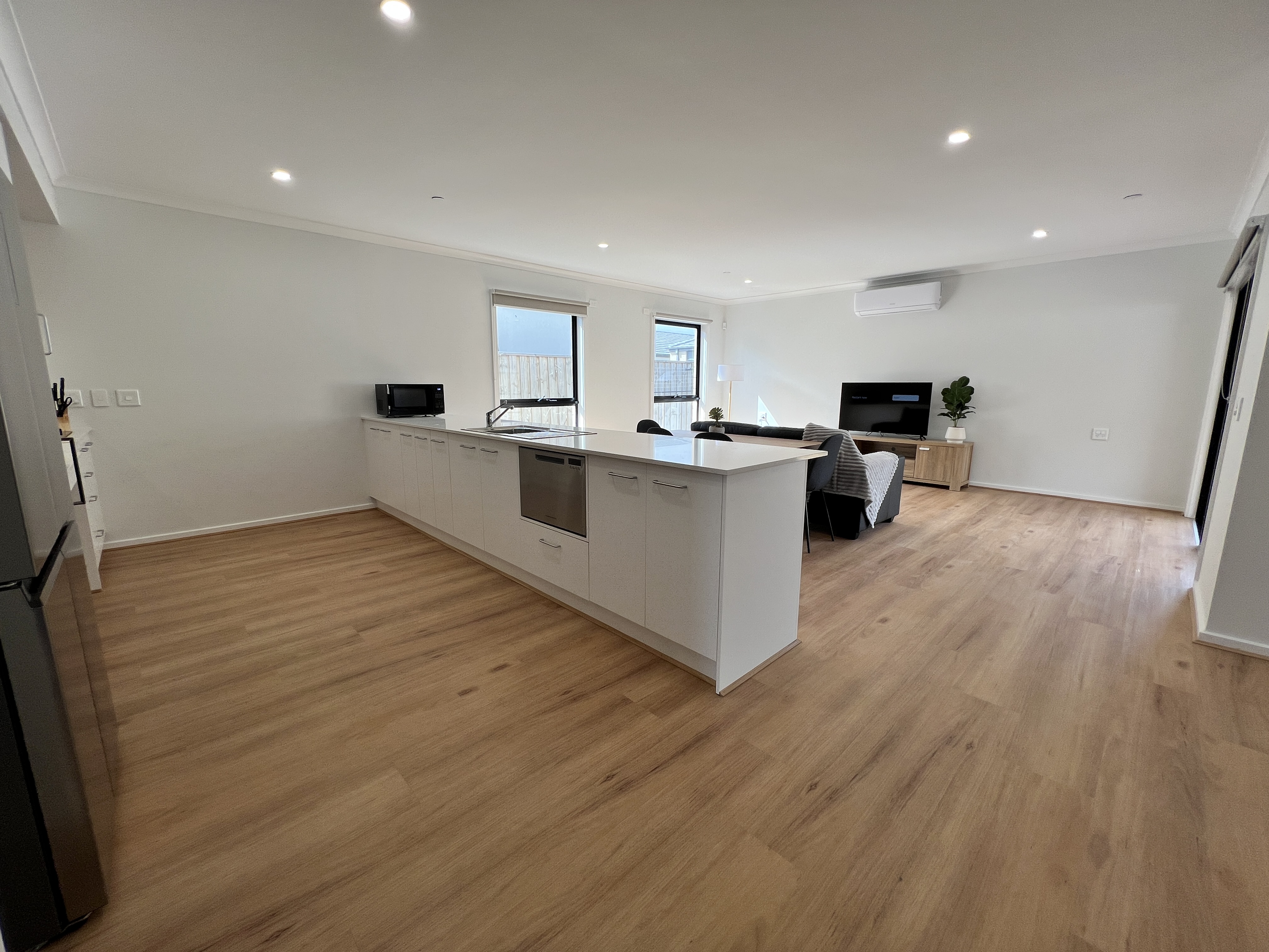 Spacious & Accessible 2+OOA HPS SDA Living in Beveridge — Home image 6