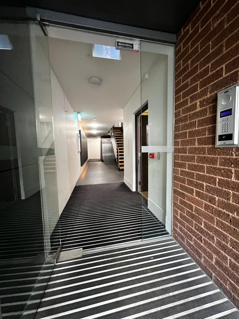 Accessible Accommodation in Parkville - Ideal for Hospital Discharge : SIL/MTA — Home image 11
