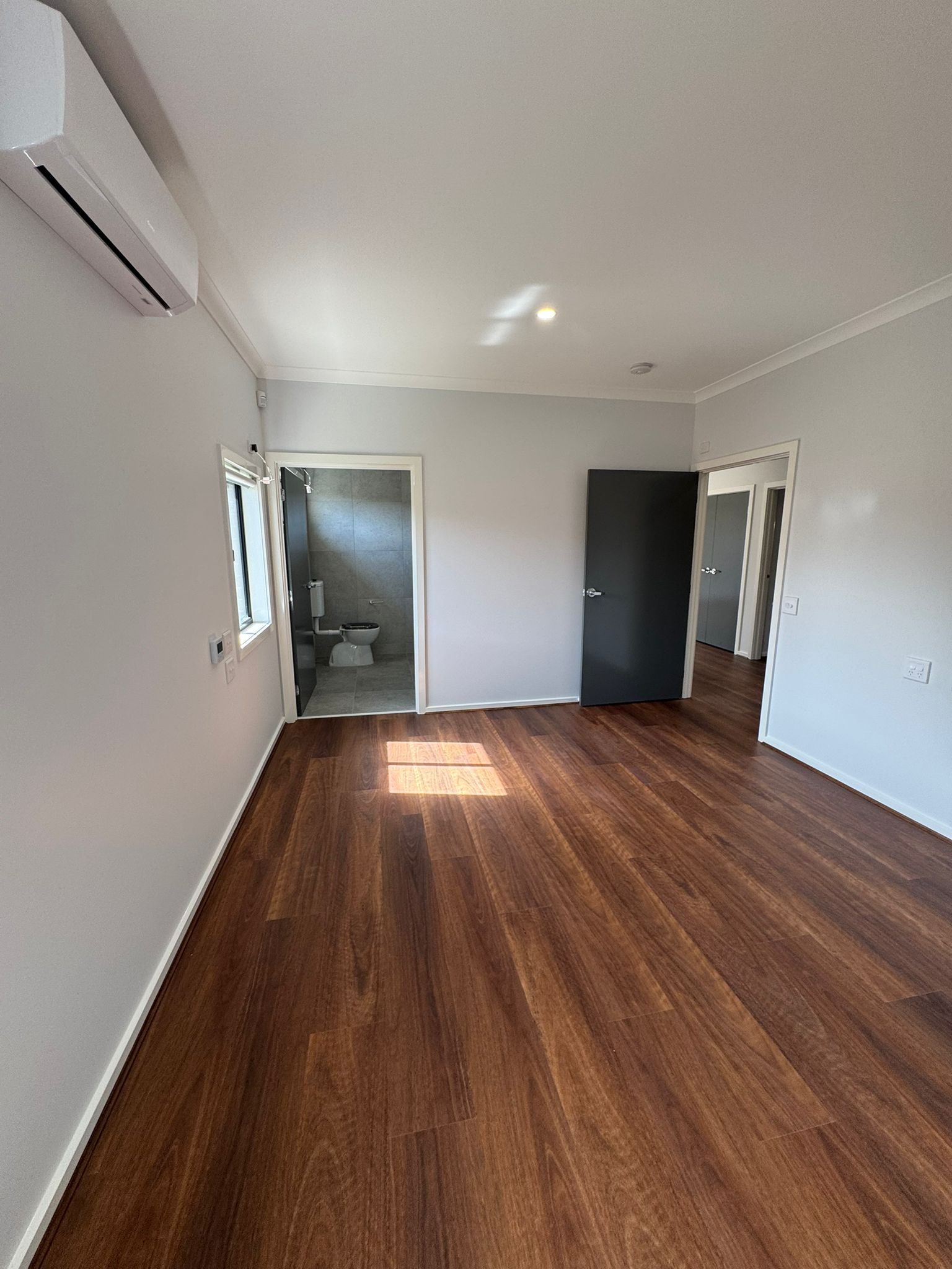 Fully Accessible Home Seeking 1 Resident NDIS TAC Clyde VIC — Home image 2