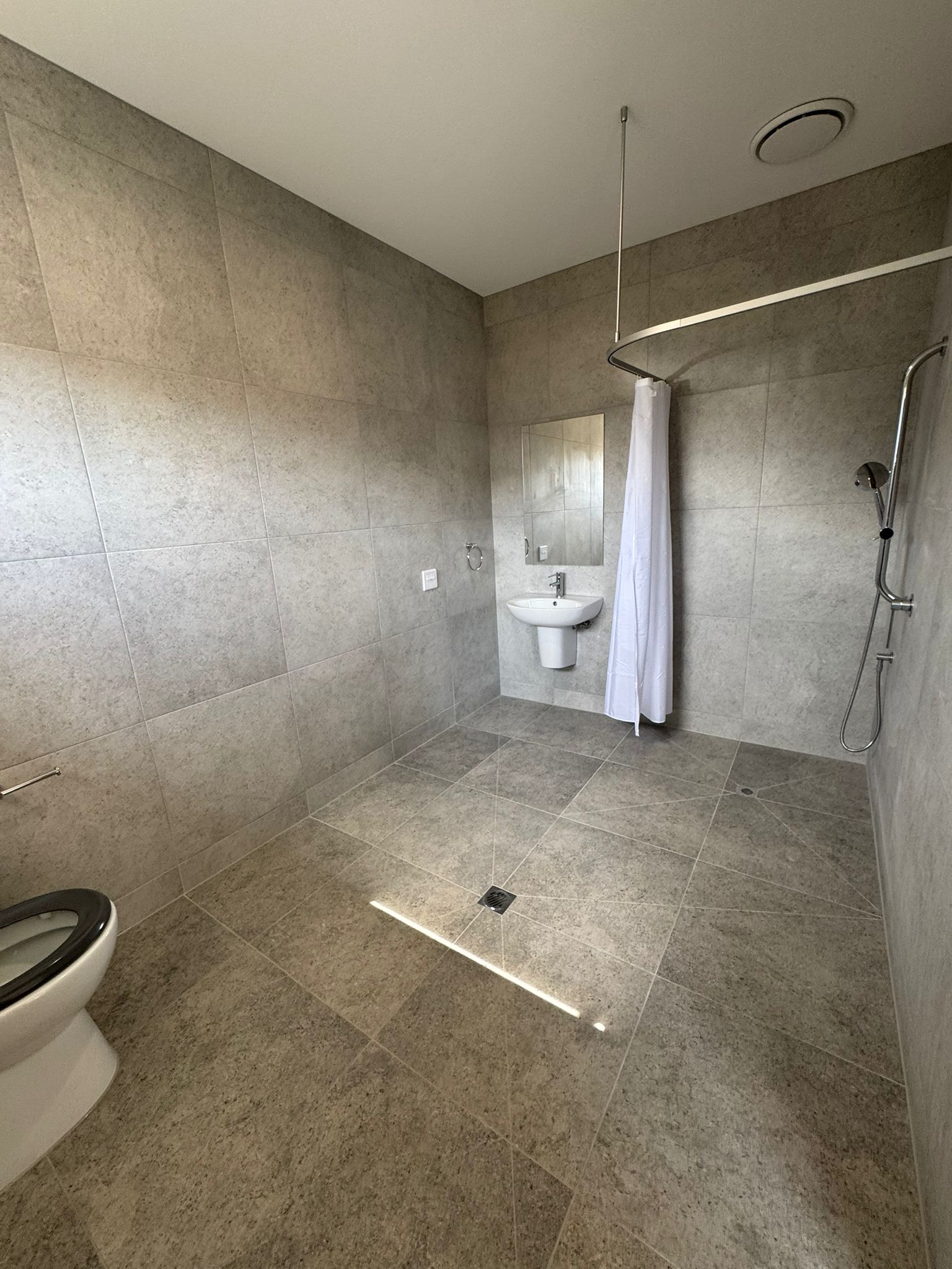 Fully Accessible Home Seeking 1 Resident NDIS TAC Clyde VIC — Home image 5