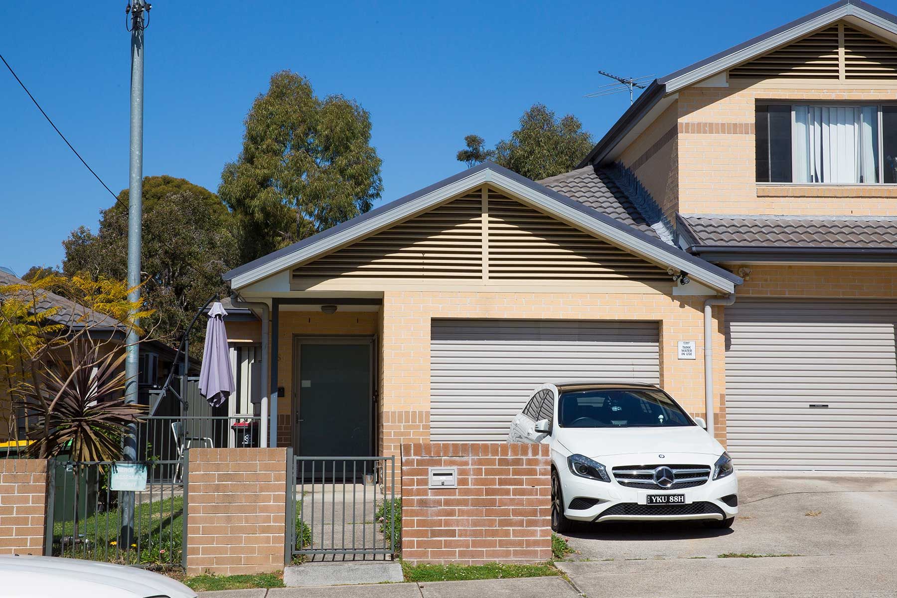 Modern and welcoming home in Bass Hill — Home image 8