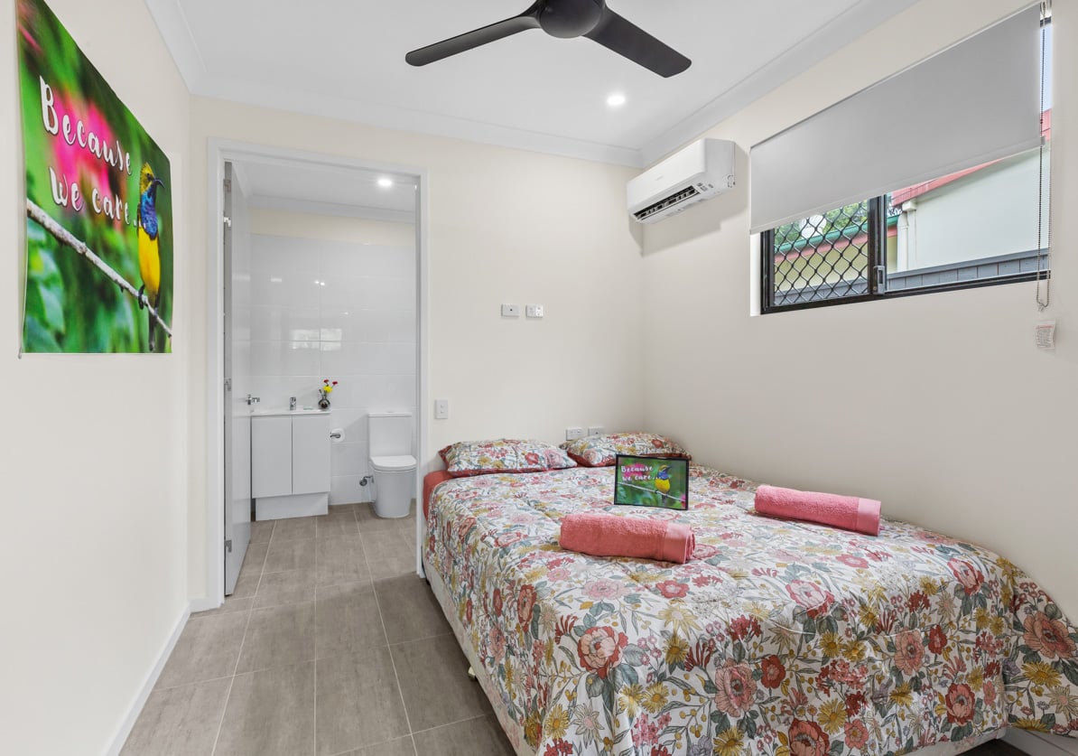 Buchan Street Beauty! — Home image 9