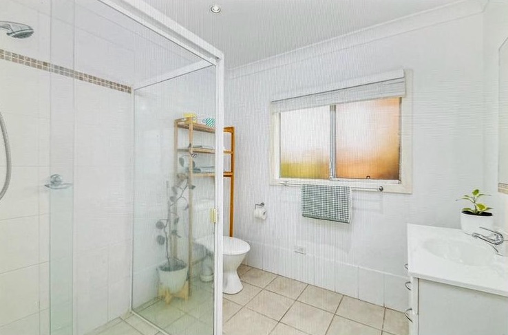 Gladesville House — Home image 4