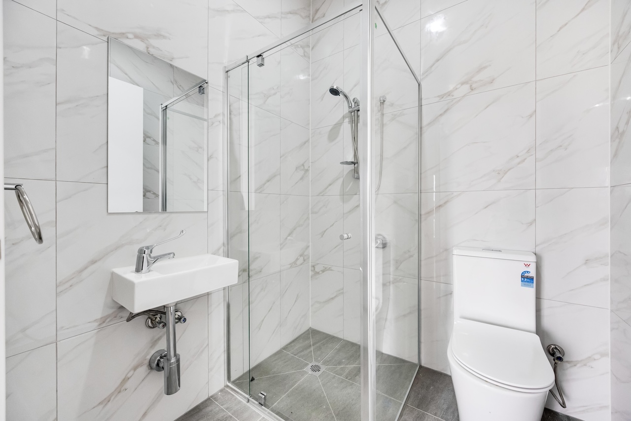 Prime Location! Modern newly built SDA Home in Epping — Home image 3