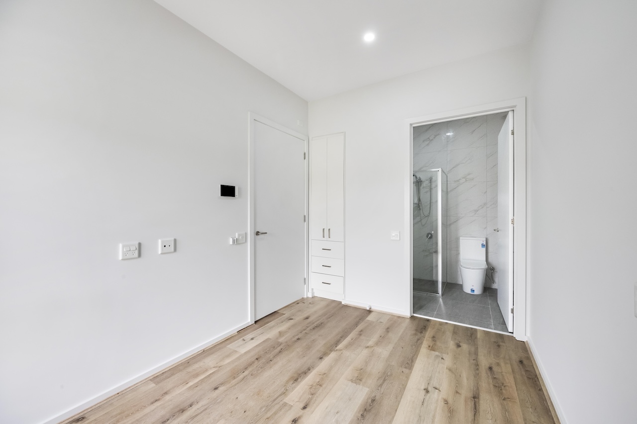 Prime Location! Modern newly built SDA Home in Epping — Home image 4