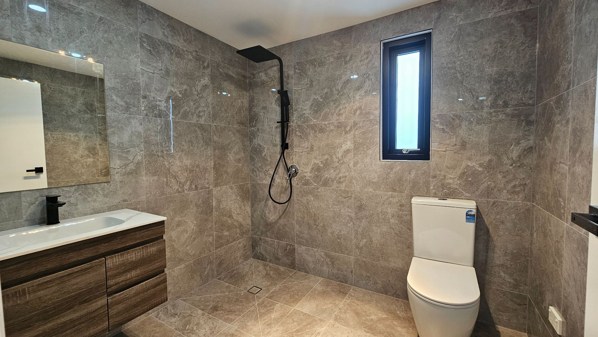 Fully Wheelchair Accessible Accommodation - Mt Druit — Home image 3