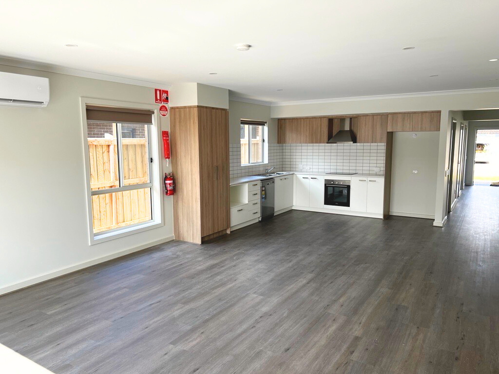 Robust Property in Greenvale — Home image 2
