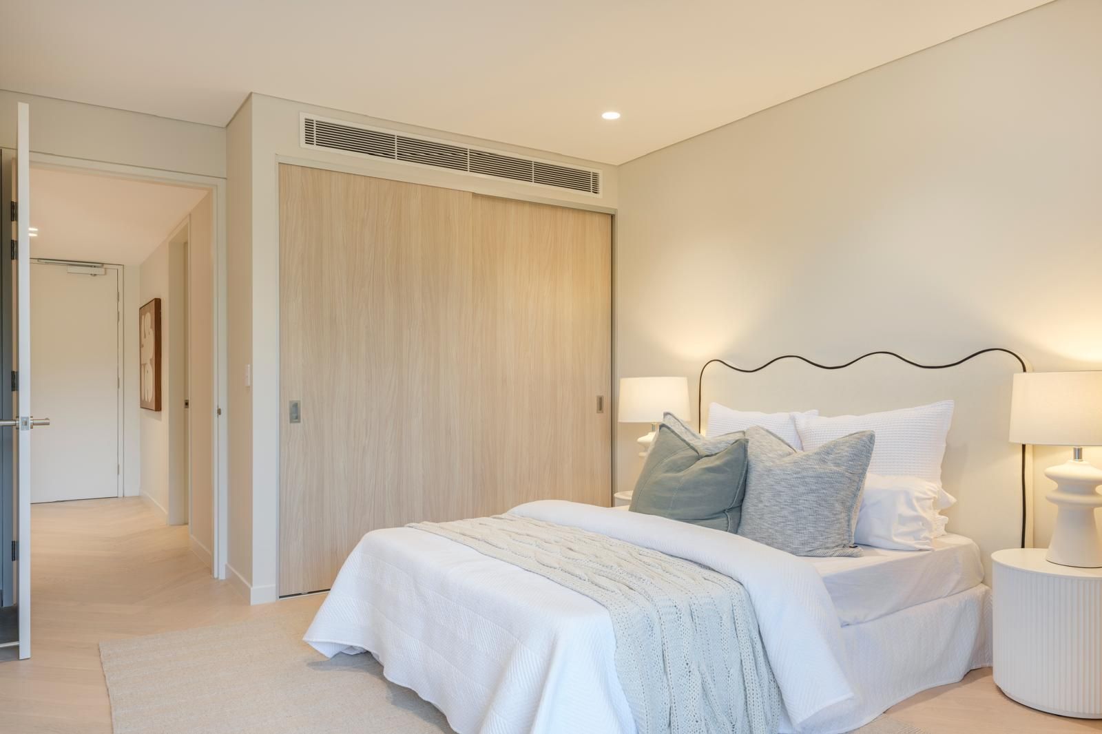 2-Bedroom Apartment Concord West — Home image 3