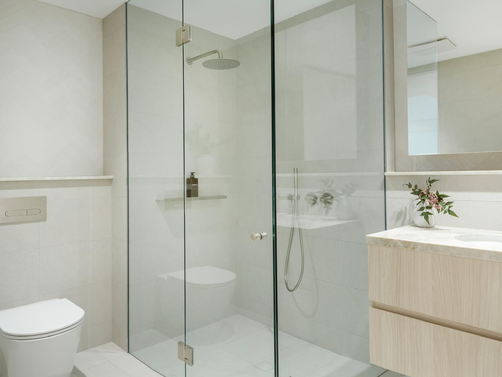 2-Bedroom Apartment Concord West — Home image 5
