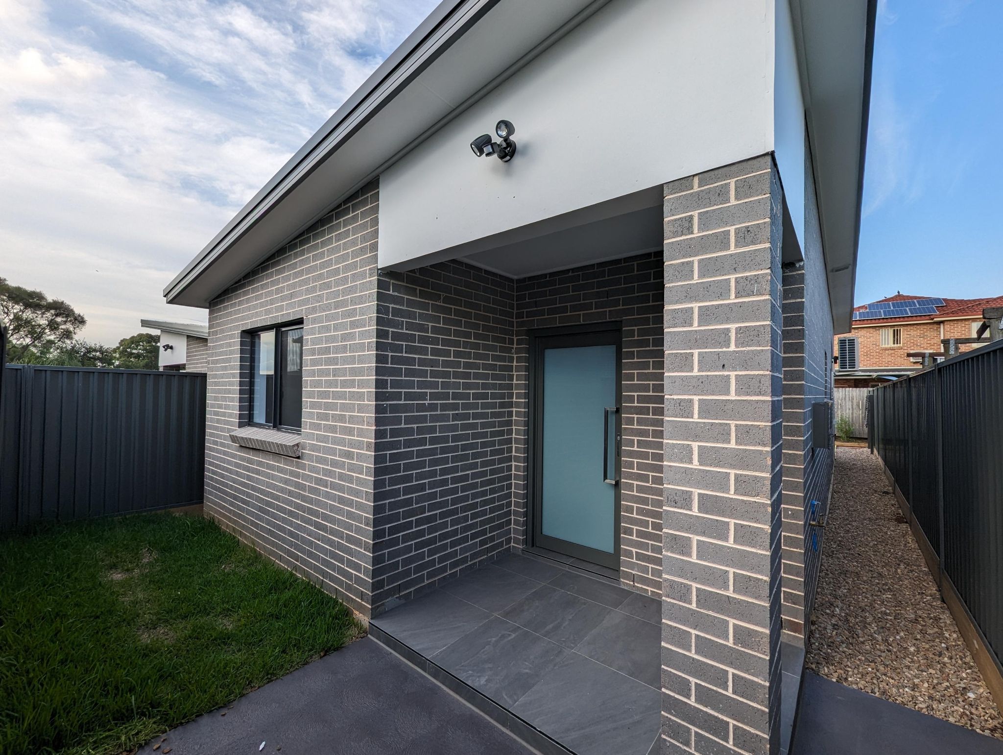 Lovely Guildford home — Home image 4