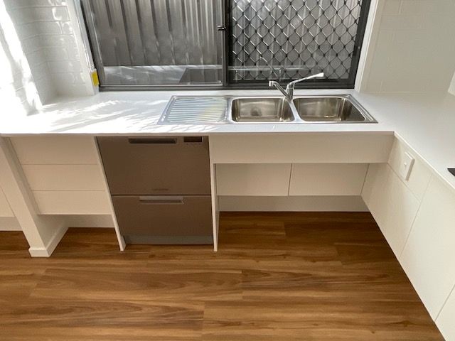 Kuraby 3 Bedroom home with OOA — Home image 2