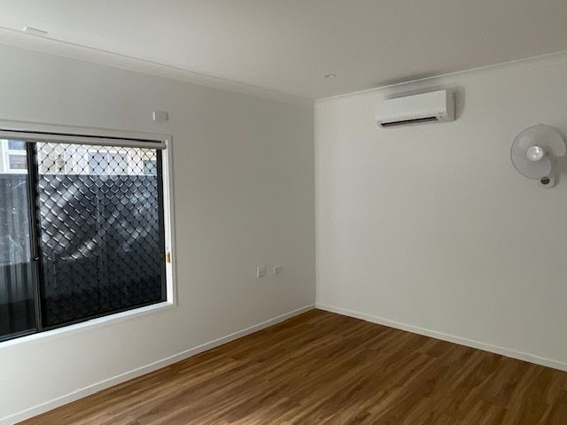 Kuraby 3 Bedroom home with OOA — Home image 4