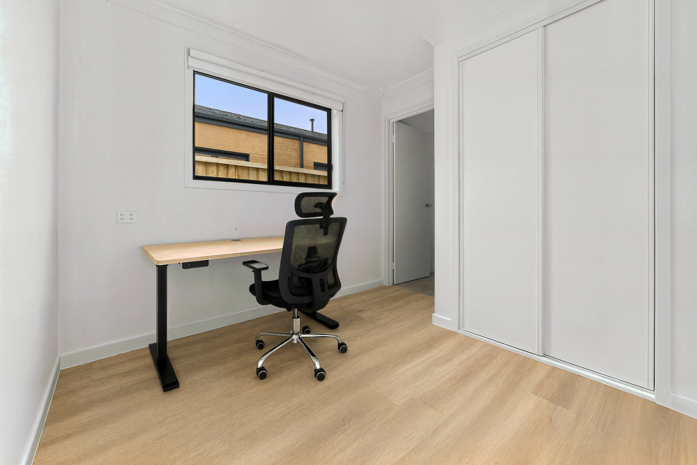 UNMATCHED ACCESSIBILITY: Exclusive 2P HPS Haven of Comfort & Security in Officer — Home image 12