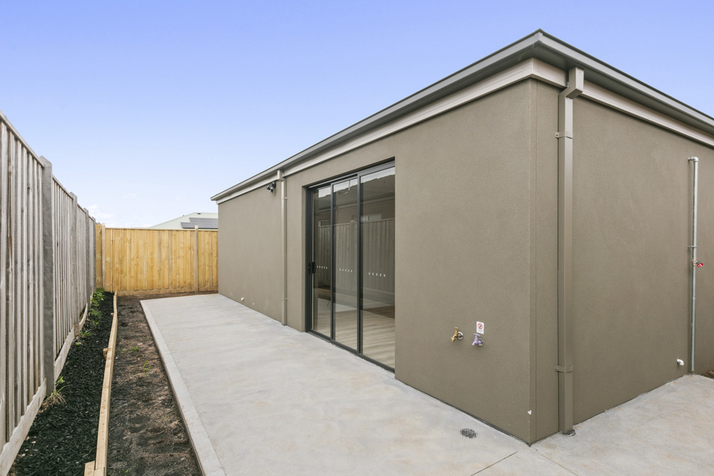 UNMATCHED ACCESSIBILITY: Exclusive 2P HPS Haven of Comfort & Security in Officer — Home image 14