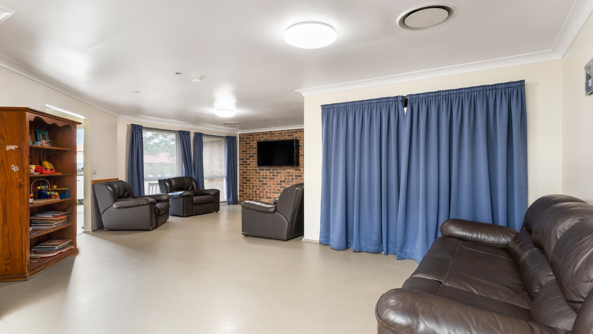 Spacious, accessible living in friendly Erskine Park — Home image 6