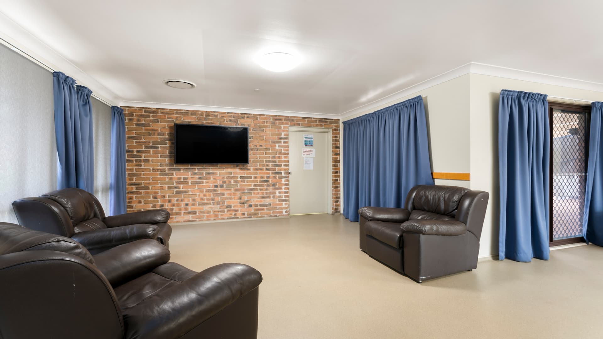 Spacious, accessible living in friendly Erskine Park — Home image 7